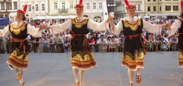 布拉格的舞蹈庆祝节，布拉格舞蹈狂欢，舞动城市激情